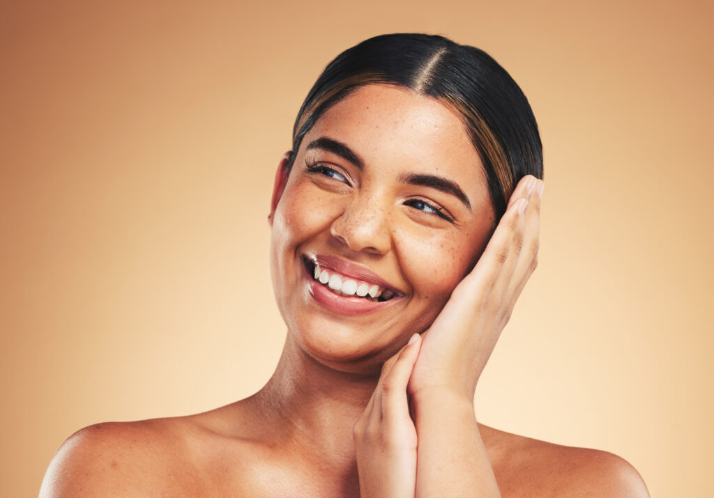 Realce sua beleza com segurança e naturalidade na Royal Face (1)